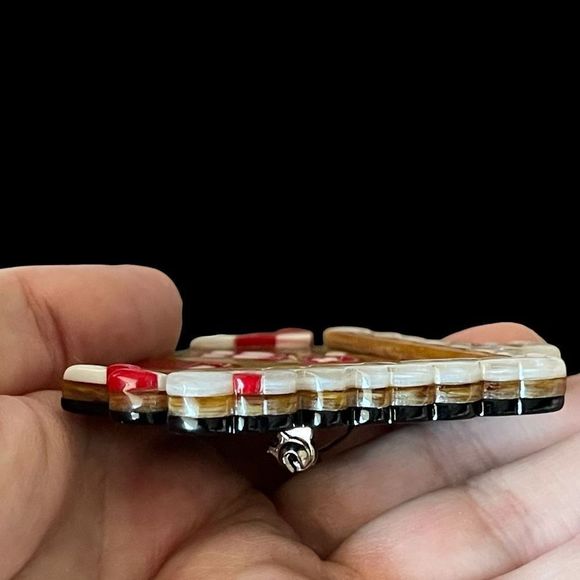 Adorable Layered Acrylic Gingerbread House Pin Christmas Holidays Candy Cane - Picture 3 of 6